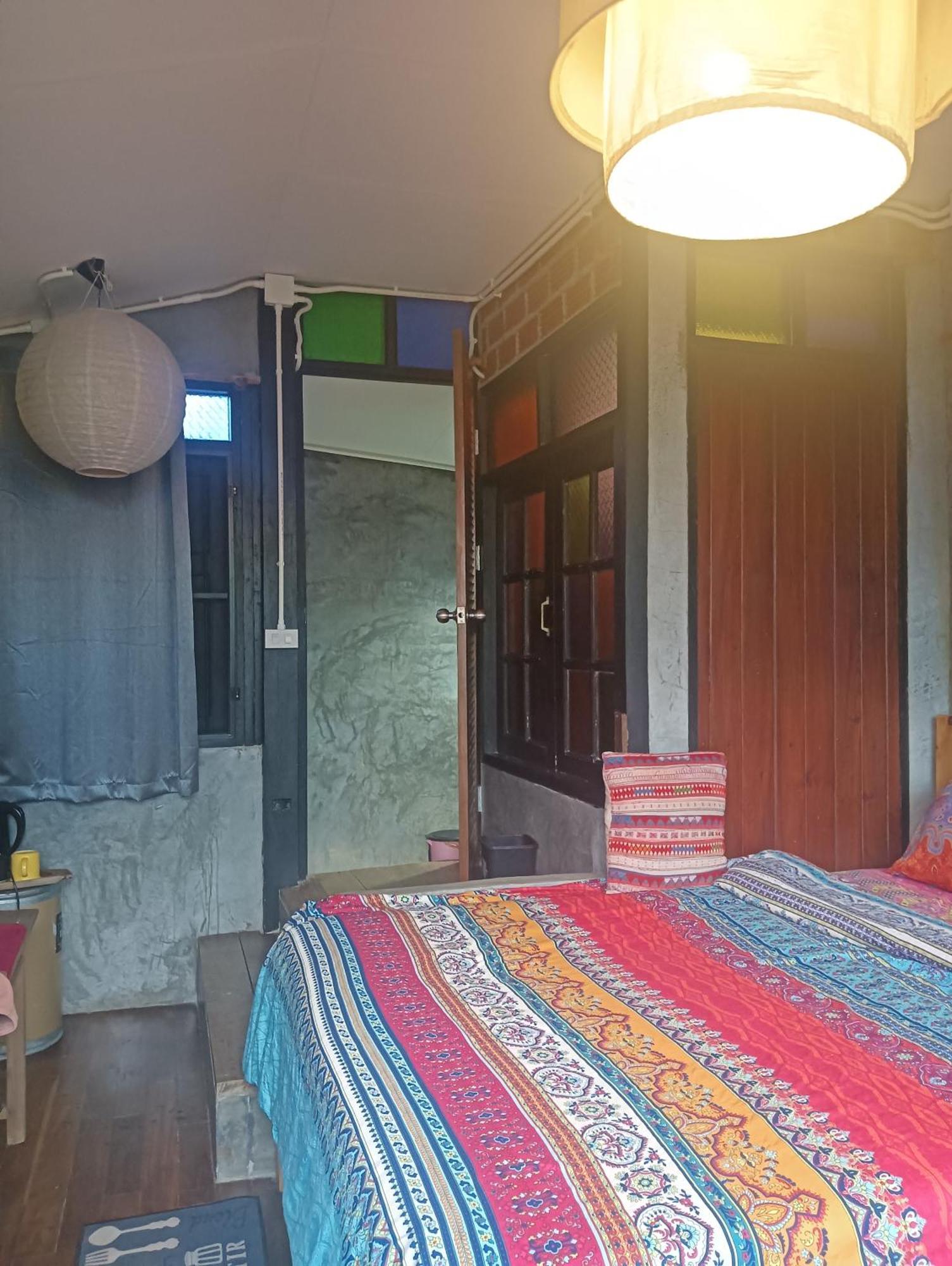 Baan Chiang Mai Hostel Buitenkant foto
