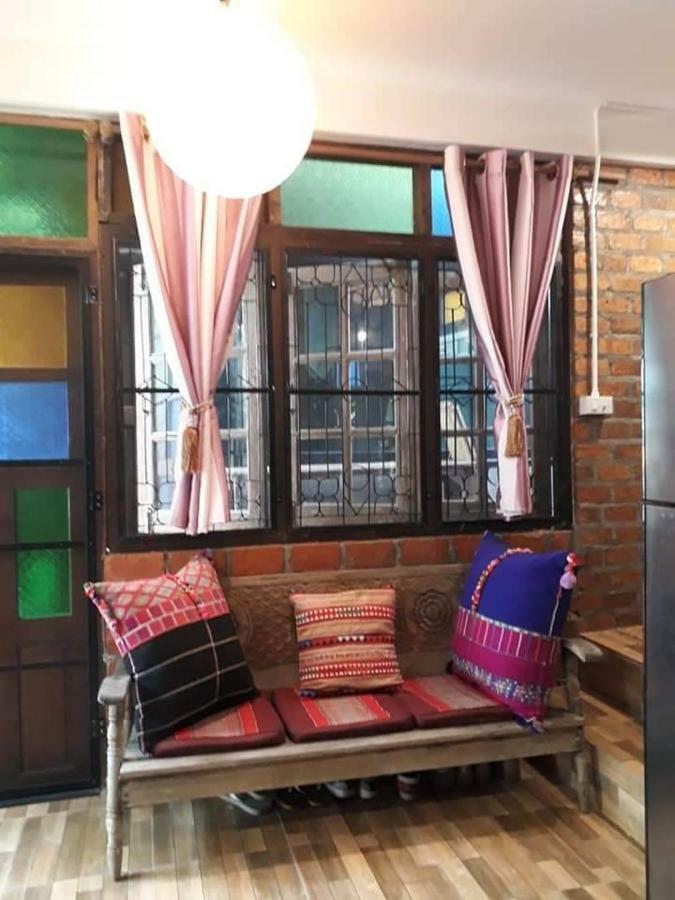 Baan Chiang Mai Hostel Buitenkant foto